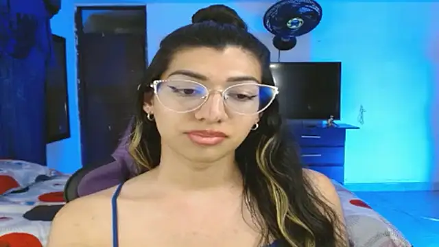 Snapshot of engielphoenis14 chatting on February 21, 2025, 10:59 pm engielphoenis14 online show from February 21, 2025, 10:59 pm