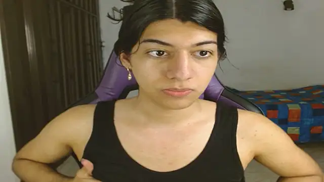 Snapshot of engielphoenis14 chatting on October 4, 2025, 10:41 pm engielphoenis14 online show from October 4, 2025, 10:41 pm