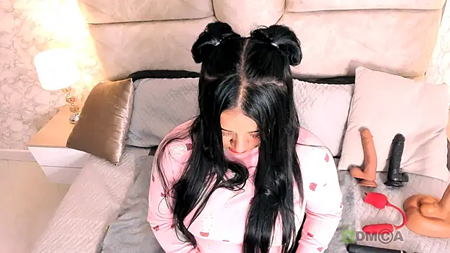 Snapshot of amatista__smith chatting on February 12, 2025, 2:14 am amatista  smith online show from February 12, 2025, 2:14 am