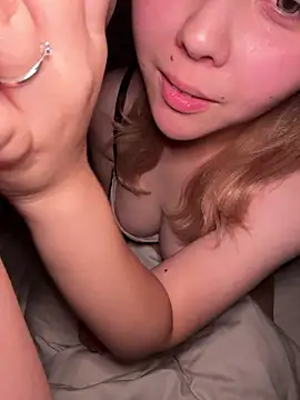 NANAchan R online show from June 17, 2026, 3:57 pm