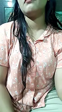 Alina Khann online show from November 21, 2025, 12:15 pm