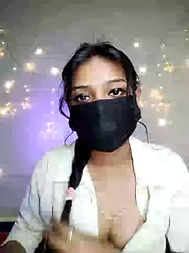 Jenny-Lucifer online show from December 13, 2024, 5:10 pm