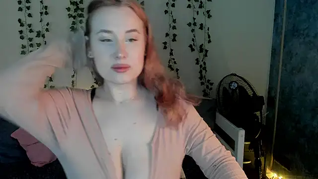 Emily Gin online show from January 29, 2025, 2:40 am