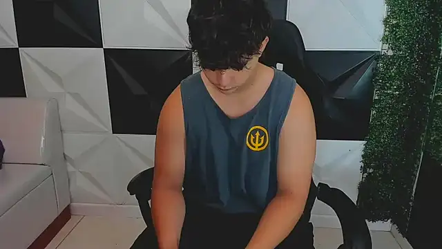 Dani cumboy online show from October 4, 2025, 2:15 pm