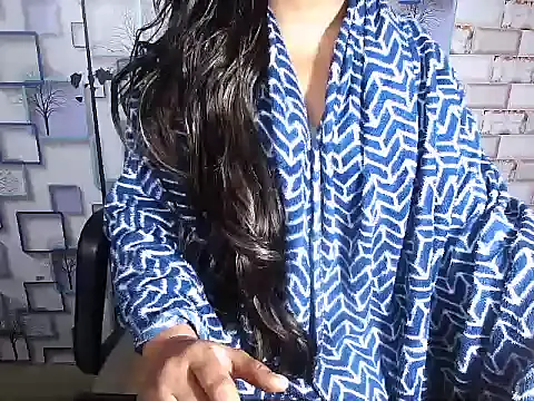 Snapshot of Hot_Naina- chatting on January 24, 2025, 3:02 pm Hot Naina- online show from January 24, 2025, 3:02 pm