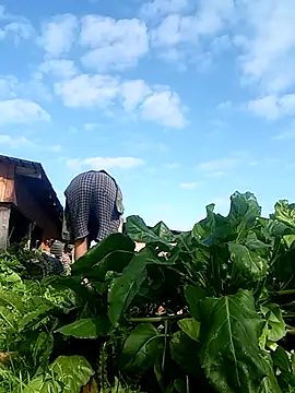 Snapshot of MityaXLoves chatting on September 15, 2025, 7:30 am MityaXLoves online show from September 15, 2025, 7:30 am