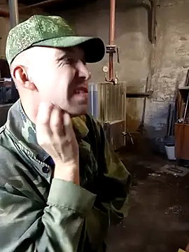 Snapshot of MityaXLoves chatting on October 7, 2025, 5:32 pm MityaXLoves online show from October 7, 2025, 5:32 pm