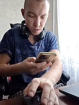 MityaXLoves online show from February 7, 2026, 5:11 am