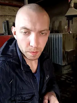 MityaXLoves online show from April 25, 2026, 1:41 pm