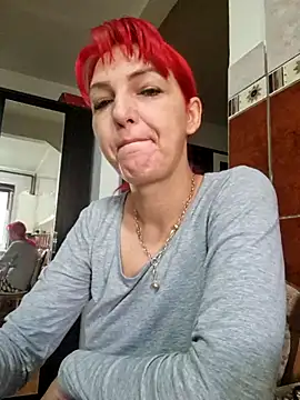 Snapshot of Evadesirex46 chatting on September 23, 2025, 6:05 am Evadesirex46 online show from September 23, 2025, 6:05 am