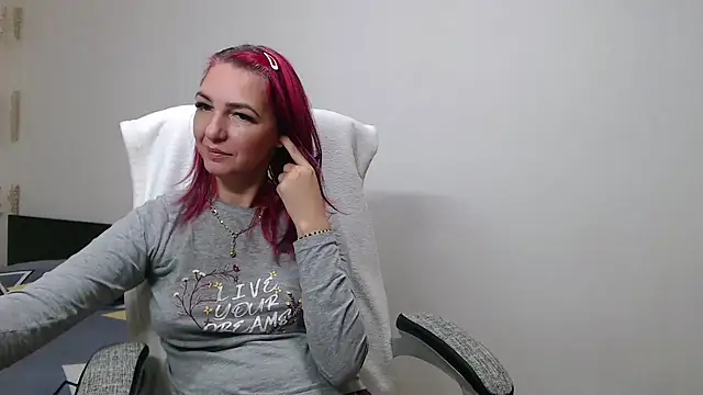 Evadesirex46 online show from November 11, 2025, 7:25 pm