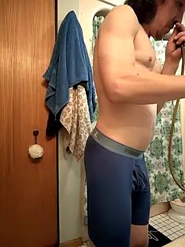 Snapshot of Lilsmokeshow017 chatting on October 23, 2025, 5:33 pm Lilsmokeshow017 online show from October 23, 2025, 5:33 pm