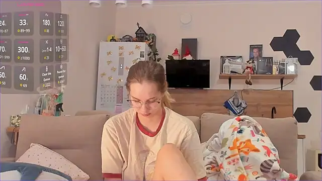 Snapshot of Girl_alone_home chatting on February 22, 2026, 2:45 am Girl alone home online show from February 22, 2026, 2:45 am