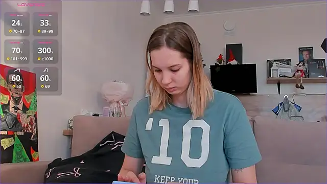 Snapshot of Girl_alone_home chatting on March 6, 2026, 3:58 am Girl alone home online show from March 6, 2026, 3:58 am