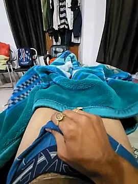 Snapshot of villagb12 chatting on November 15, 2025, 5:53 pm villagb12 online show from November 15, 2025, 5:53 pm