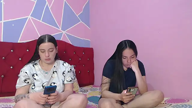 Lola barbara online show from April 26, 2026, 6:05 pm