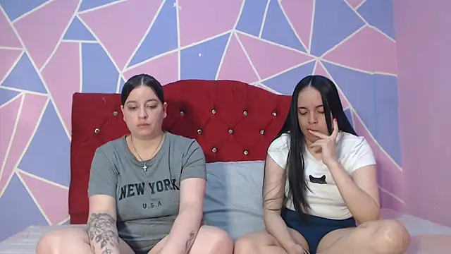 Lola barbara online show from June 25, 2026, 10:58 pm