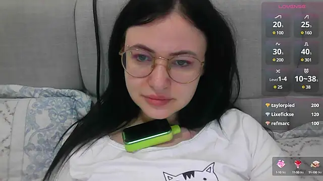 German Eva online show from January 11, 2025, 3:13 am
