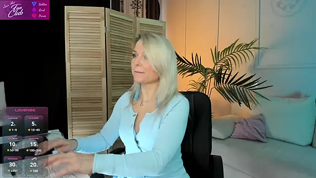 Gloria Lovely online show from March 4, 2025, 10:57 am