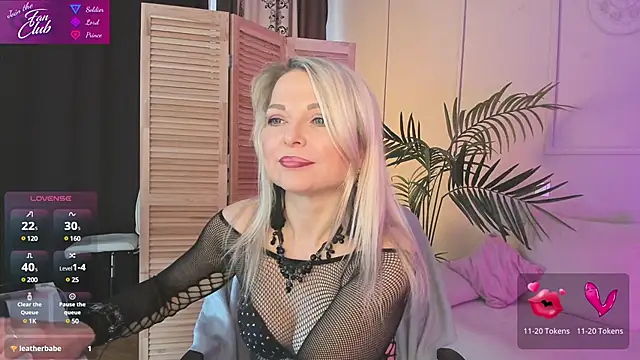 Gloria Lovely online show from March 13, 2025, 10:47 am