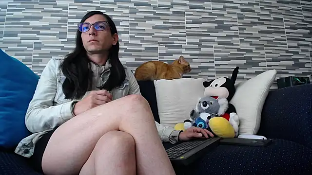 VioletaGomezCo online show from January 13, 2026, 4:23 pm