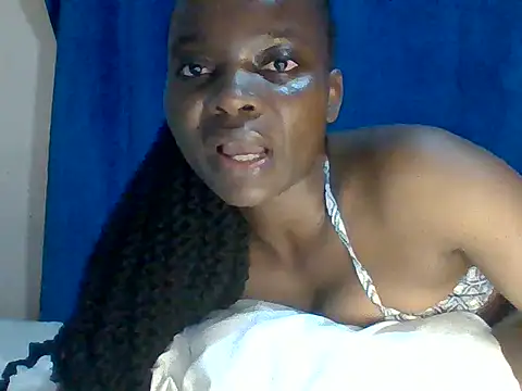 sweet love00 online show from April 26, 2026, 1:47 am
