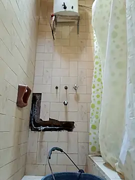 Snapshot of puak6666 chatting on October 19, 2025, 2:40 pm puak6666 online show from October 19, 2025, 2:40 pm