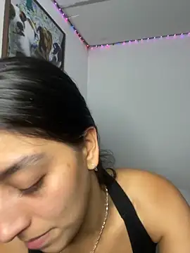 Snapshot of BrittanyDiaz chatting on October 4, 2025, 7:34 pm BrittanyDiaz online show from October 4, 2025, 7:34 pm