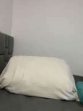 Snapshot of BrittanyDiaz chatting on October 7, 2025, 7:00 pm BrittanyDiaz online show from October 7, 2025, 7:00 pm