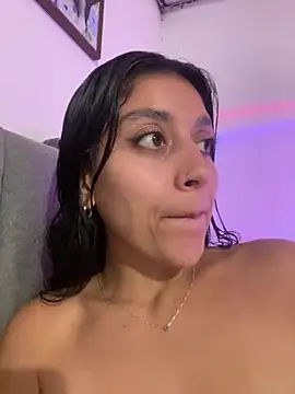 BrittanyDiaz online show from April 22, 2026, 7:59 pm