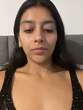 BrittanyDiaz online show from May 7, 2026, 9:53 pm