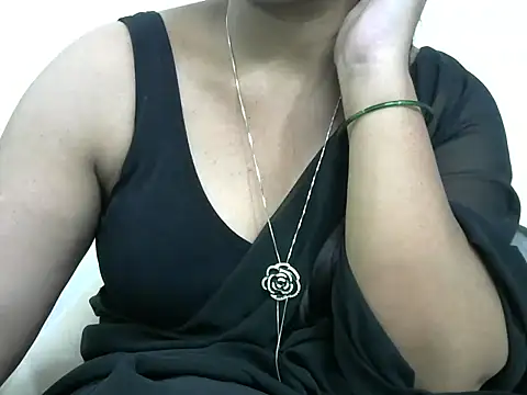 Snapshot of rashmika_reddy chatting on October 10, 2025, 5:17 am rashmika reddy online show from October 10, 2025, 5:17 am