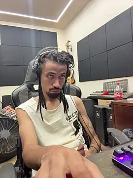 hotcamboy420 online show from February 28, 2026, 7:42 am