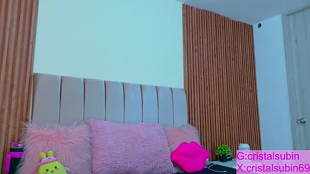 cristal subin69 online show from November 2, 2025, 1:24 pm