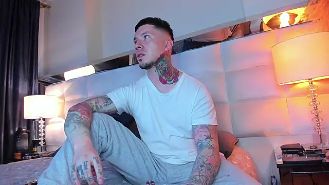 Snapshot of Adam_tatto chatting on October 3, 2025, 1:57 am Adam tatto online show from October 3, 2025, 1:57 am