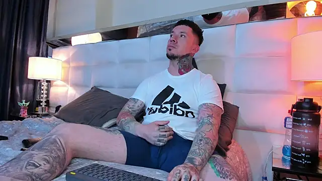 Snapshot of Adam_tatto chatting on October 8, 2025, 4:54 am Adam tatto online show from October 8, 2025, 4:54 am