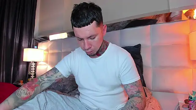 Snapshot of Adam_tatto chatting on October 15, 2025, 2:33 am Adam tatto online show from October 15, 2025, 2:33 am