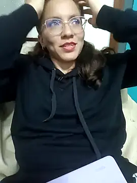 karlamorris  online show from December 31, 2024, 1:26 am