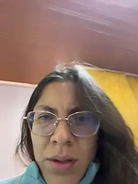 karlamorris  online show from February 20, 2026, 1:11 pm