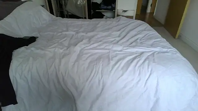 Snapshot of Nizzlivecam chatting on April 26, 2026, 10:24 am Nizzlivecam online show from April 26, 2026, 10:24 am