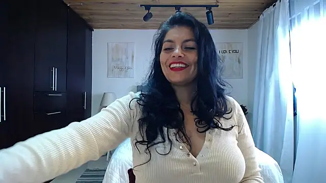 Lust Mom41 online show from March 16, 2025, 7:17 pm