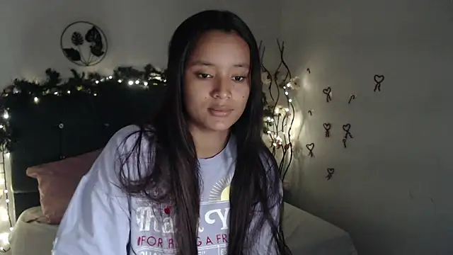 mia sweetdc online show from December 14, 2024, 8:29 pm