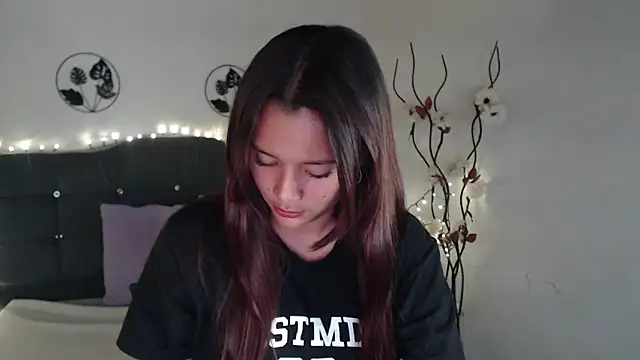 mia sweetdc online show from January 10, 2025, 7:54 pm