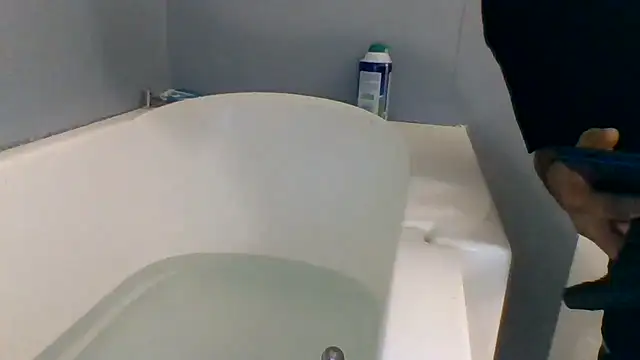 Snapshot of Houstonslong1 chatting on February 18, 2025, 11:00 am Houstonslong1 online show from February 18, 2025, 11:00 am