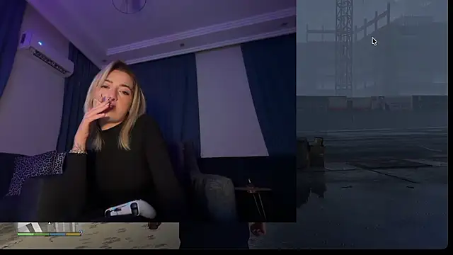 yaprakmericc online show from February 2, 2026, 9:02 pm