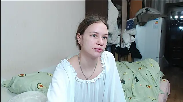leila bambi  online show from January 10, 2025, 9:34 am