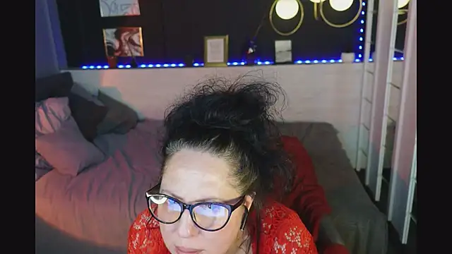 Anita Muse online show from November 17, 2025, 8:58 pm