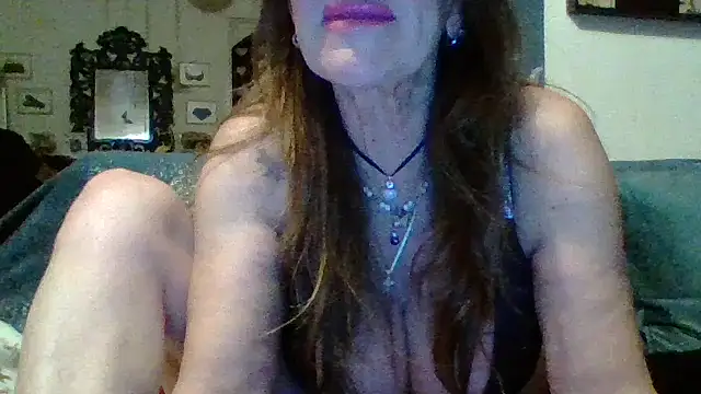 gildamilf online show from March 10, 2026, 7:08 pm