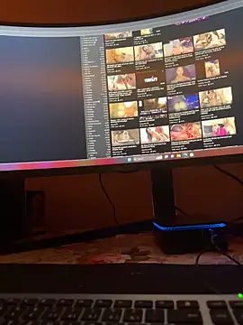 Snapshot of FunBoysex chatting on January 8, 2025, 10:59 am FunBoysex online show from January 8, 2025, 10:59 am