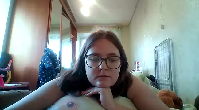 DesireMelissa online show from January 3, 2025, 9:47 am